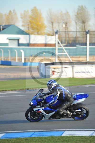 Motorcycle action photographs;donington;donington park leicestershire;donington photographs;event digital images;eventdigitalimages;no limits trackday;peter wileman photography;trackday;trackday digital images;trackday photos