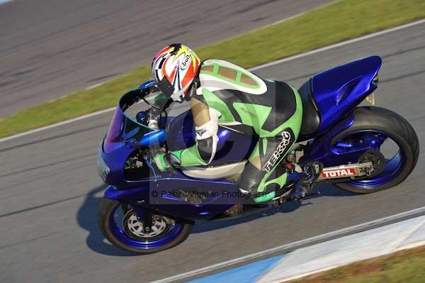Motorcycle action photographs;donington;donington park leicestershire;donington photographs;event digital images;eventdigitalimages;no limits trackday;peter wileman photography;trackday;trackday digital images;trackday photos