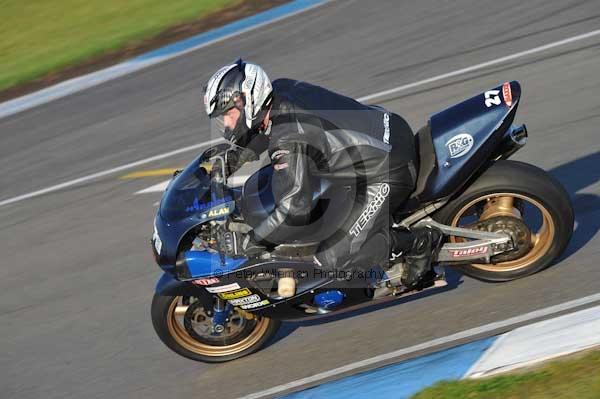 Motorcycle action photographs;donington;donington park leicestershire;donington photographs;event digital images;eventdigitalimages;no limits trackday;peter wileman photography;trackday;trackday digital images;trackday photos