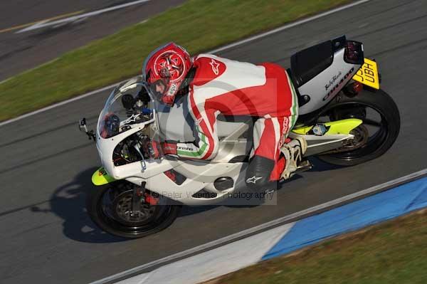 Motorcycle action photographs;donington;donington park leicestershire;donington photographs;event digital images;eventdigitalimages;no limits trackday;peter wileman photography;trackday;trackday digital images;trackday photos