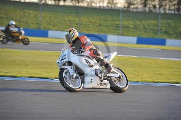 Motorcycle action photographs;donington;donington park leicestershire;donington photographs;event digital images;eventdigitalimages;no limits trackday;peter wileman photography;trackday;trackday digital images;trackday photos