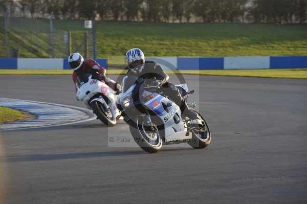 Motorcycle action photographs;donington;donington park leicestershire;donington photographs;event digital images;eventdigitalimages;no limits trackday;peter wileman photography;trackday;trackday digital images;trackday photos