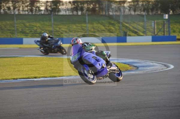 Motorcycle action photographs;donington;donington park leicestershire;donington photographs;event digital images;eventdigitalimages;no limits trackday;peter wileman photography;trackday;trackday digital images;trackday photos