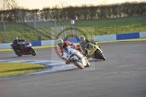 Motorcycle action photographs;donington;donington park leicestershire;donington photographs;event digital images;eventdigitalimages;no limits trackday;peter wileman photography;trackday;trackday digital images;trackday photos
