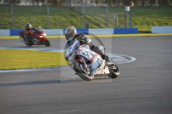 Motorcycle action photographs;donington;donington park leicestershire;donington photographs;event digital images;eventdigitalimages;no limits trackday;peter wileman photography;trackday;trackday digital images;trackday photos