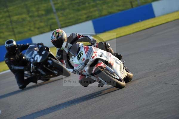Motorcycle action photographs;donington;donington park leicestershire;donington photographs;event digital images;eventdigitalimages;no limits trackday;peter wileman photography;trackday;trackday digital images;trackday photos
