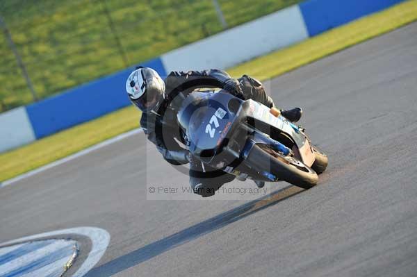 Motorcycle action photographs;donington;donington park leicestershire;donington photographs;event digital images;eventdigitalimages;no limits trackday;peter wileman photography;trackday;trackday digital images;trackday photos