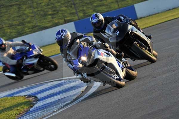 Motorcycle action photographs;donington;donington park leicestershire;donington photographs;event digital images;eventdigitalimages;no limits trackday;peter wileman photography;trackday;trackday digital images;trackday photos