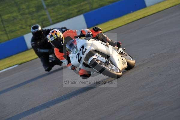 Motorcycle action photographs;donington;donington park leicestershire;donington photographs;event digital images;eventdigitalimages;no limits trackday;peter wileman photography;trackday;trackday digital images;trackday photos