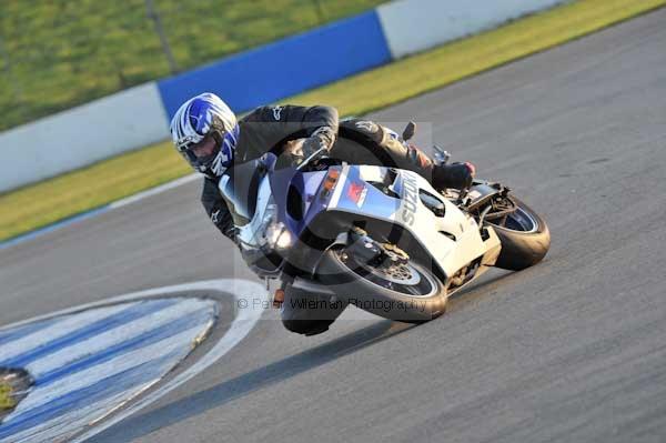 Motorcycle action photographs;donington;donington park leicestershire;donington photographs;event digital images;eventdigitalimages;no limits trackday;peter wileman photography;trackday;trackday digital images;trackday photos