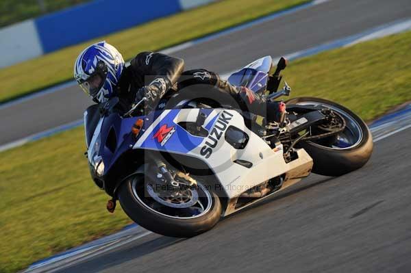Motorcycle action photographs;donington;donington park leicestershire;donington photographs;event digital images;eventdigitalimages;no limits trackday;peter wileman photography;trackday;trackday digital images;trackday photos