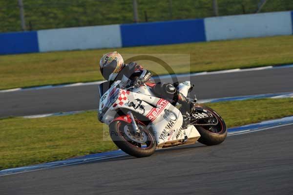 Motorcycle action photographs;donington;donington park leicestershire;donington photographs;event digital images;eventdigitalimages;no limits trackday;peter wileman photography;trackday;trackday digital images;trackday photos