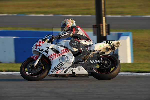 Motorcycle action photographs;donington;donington park leicestershire;donington photographs;event digital images;eventdigitalimages;no limits trackday;peter wileman photography;trackday;trackday digital images;trackday photos