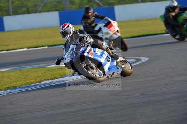 Motorcycle action photographs;donington;donington park leicestershire;donington photographs;event digital images;eventdigitalimages;no limits trackday;peter wileman photography;trackday;trackday digital images;trackday photos