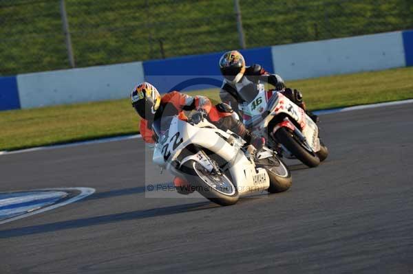 Motorcycle action photographs;donington;donington park leicestershire;donington photographs;event digital images;eventdigitalimages;no limits trackday;peter wileman photography;trackday;trackday digital images;trackday photos