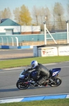 Motorcycle-action-photographs;donington;donington-park-leicestershire;donington-photographs;event-digital-images;eventdigitalimages;no-limits-trackday;peter-wileman-photography;trackday;trackday-digital-images;trackday-photos