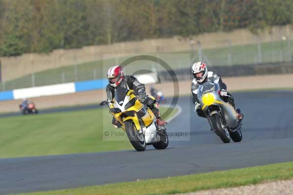 Motorcycle action photographs;donington;donington park leicestershire;donington photographs;event digital images;eventdigitalimages;no limits trackday;peter wileman photography;trackday;trackday digital images;trackday photos