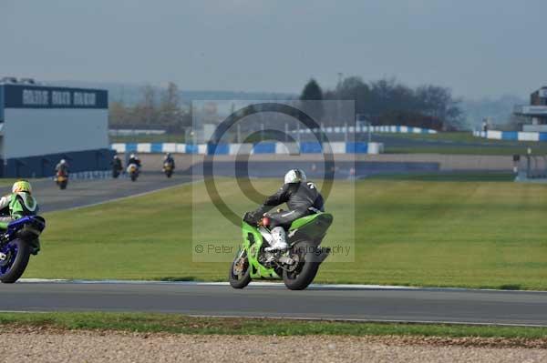 Motorcycle action photographs;donington;donington park leicestershire;donington photographs;event digital images;eventdigitalimages;no limits trackday;peter wileman photography;trackday;trackday digital images;trackday photos