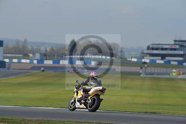 Motorcycle action photographs;donington;donington park leicestershire;donington photographs;event digital images;eventdigitalimages;no limits trackday;peter wileman photography;trackday;trackday digital images;trackday photos