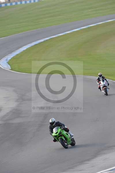 Motorcycle action photographs;donington;donington park leicestershire;donington photographs;event digital images;eventdigitalimages;no limits trackday;peter wileman photography;trackday;trackday digital images;trackday photos