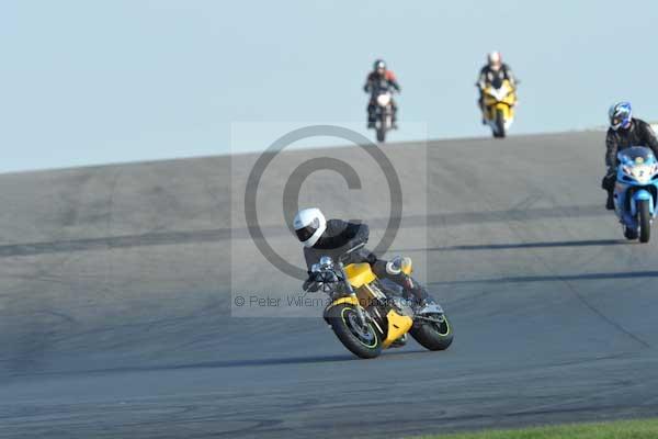 Motorcycle action photographs;donington;donington park leicestershire;donington photographs;event digital images;eventdigitalimages;no limits trackday;peter wileman photography;trackday;trackday digital images;trackday photos