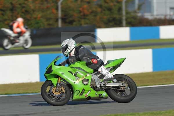 Motorcycle action photographs;donington;donington park leicestershire;donington photographs;event digital images;eventdigitalimages;no limits trackday;peter wileman photography;trackday;trackday digital images;trackday photos
