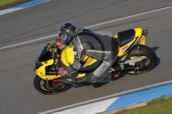 Motorcycle action photographs;donington;donington park leicestershire;donington photographs;event digital images;eventdigitalimages;no limits trackday;peter wileman photography;trackday;trackday digital images;trackday photos