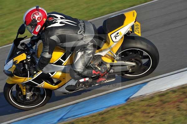 Motorcycle action photographs;donington;donington park leicestershire;donington photographs;event digital images;eventdigitalimages;no limits trackday;peter wileman photography;trackday;trackday digital images;trackday photos