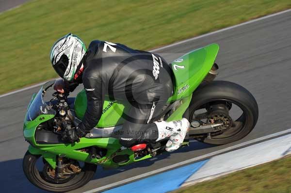 Motorcycle action photographs;donington;donington park leicestershire;donington photographs;event digital images;eventdigitalimages;no limits trackday;peter wileman photography;trackday;trackday digital images;trackday photos