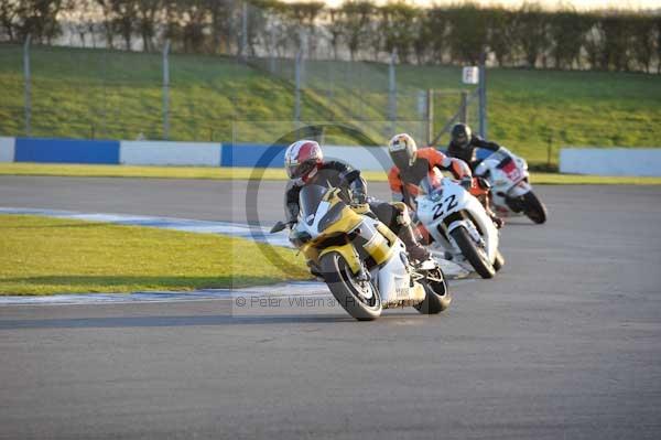 Motorcycle action photographs;donington;donington park leicestershire;donington photographs;event digital images;eventdigitalimages;no limits trackday;peter wileman photography;trackday;trackday digital images;trackday photos
