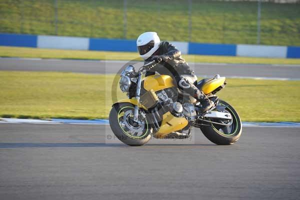 Motorcycle action photographs;donington;donington park leicestershire;donington photographs;event digital images;eventdigitalimages;no limits trackday;peter wileman photography;trackday;trackday digital images;trackday photos