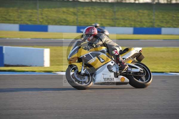Motorcycle action photographs;donington;donington park leicestershire;donington photographs;event digital images;eventdigitalimages;no limits trackday;peter wileman photography;trackday;trackday digital images;trackday photos