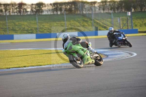 Motorcycle action photographs;donington;donington park leicestershire;donington photographs;event digital images;eventdigitalimages;no limits trackday;peter wileman photography;trackday;trackday digital images;trackday photos