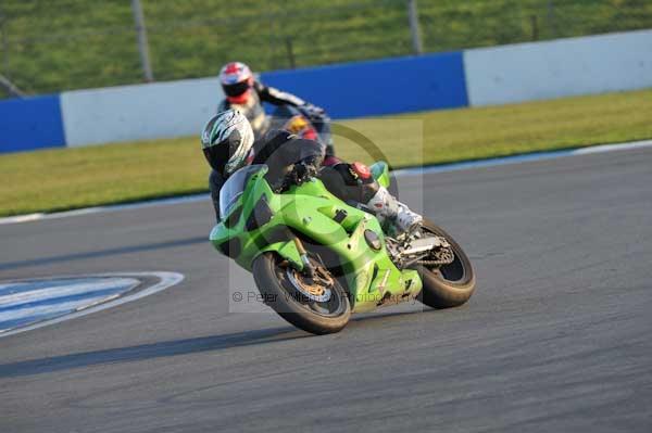 Motorcycle action photographs;donington;donington park leicestershire;donington photographs;event digital images;eventdigitalimages;no limits trackday;peter wileman photography;trackday;trackday digital images;trackday photos
