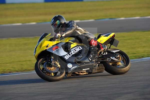 Motorcycle action photographs;donington;donington park leicestershire;donington photographs;event digital images;eventdigitalimages;no limits trackday;peter wileman photography;trackday;trackday digital images;trackday photos