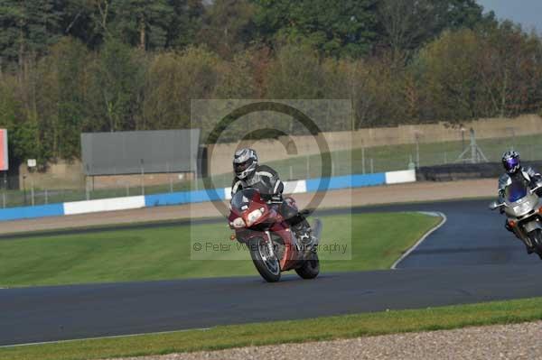 Motorcycle action photographs;donington;donington park leicestershire;donington photographs;event digital images;eventdigitalimages;no limits trackday;peter wileman photography;trackday;trackday digital images;trackday photos