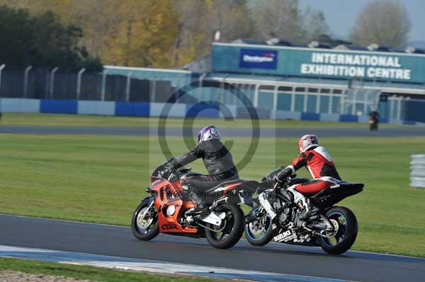 Motorcycle action photographs;donington;donington park leicestershire;donington photographs;event digital images;eventdigitalimages;no limits trackday;peter wileman photography;trackday;trackday digital images;trackday photos