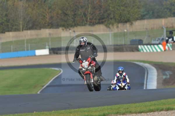 Motorcycle action photographs;donington;donington park leicestershire;donington photographs;event digital images;eventdigitalimages;no limits trackday;peter wileman photography;trackday;trackday digital images;trackday photos