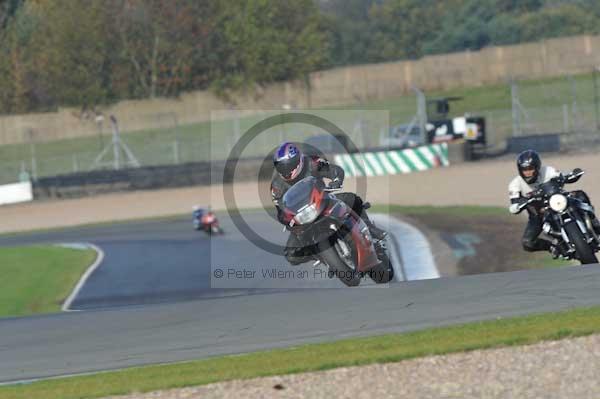 Motorcycle action photographs;donington;donington park leicestershire;donington photographs;event digital images;eventdigitalimages;no limits trackday;peter wileman photography;trackday;trackday digital images;trackday photos