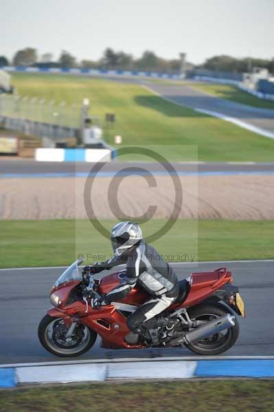 Motorcycle action photographs;donington;donington park leicestershire;donington photographs;event digital images;eventdigitalimages;no limits trackday;peter wileman photography;trackday;trackday digital images;trackday photos