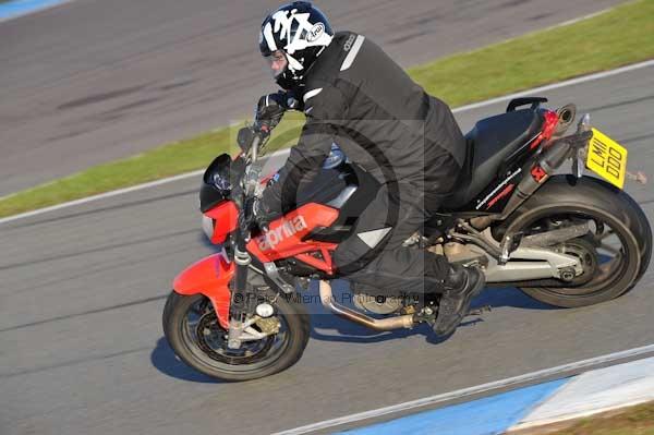 Motorcycle action photographs;donington;donington park leicestershire;donington photographs;event digital images;eventdigitalimages;no limits trackday;peter wileman photography;trackday;trackday digital images;trackday photos