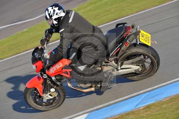 Motorcycle action photographs;donington;donington park leicestershire;donington photographs;event digital images;eventdigitalimages;no limits trackday;peter wileman photography;trackday;trackday digital images;trackday photos