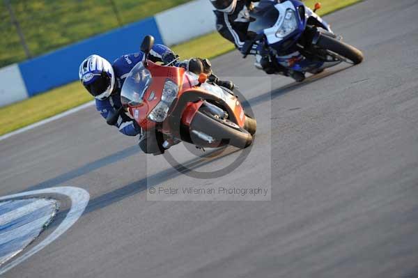 Motorcycle action photographs;donington;donington park leicestershire;donington photographs;event digital images;eventdigitalimages;no limits trackday;peter wileman photography;trackday;trackday digital images;trackday photos