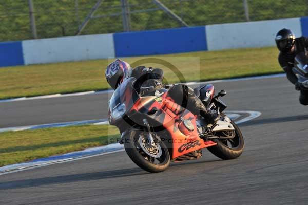 Motorcycle action photographs;donington;donington park leicestershire;donington photographs;event digital images;eventdigitalimages;no limits trackday;peter wileman photography;trackday;trackday digital images;trackday photos