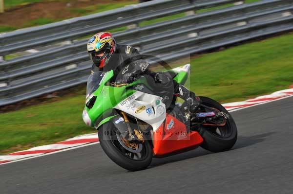 enduro digital images;event digital images;eventdigitalimages;no limits trackdays;oulton no limits trackday;oulton park cheshire;oulton trackday photographs;peter wileman photography;racing digital images;trackday digital images;trackday photos