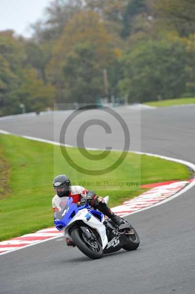 enduro digital images;event digital images;eventdigitalimages;no limits trackdays;oulton no limits trackday;oulton park cheshire;oulton trackday photographs;peter wileman photography;racing digital images;trackday digital images;trackday photos