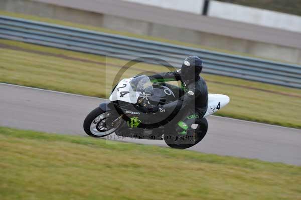 Rockingham no limits trackday;enduro digital images;event digital images;eventdigitalimages;no limits trackdays;peter wileman photography;racing digital images;rockingham raceway northamptonshire;rockingham trackday photographs;trackday digital images;trackday photos