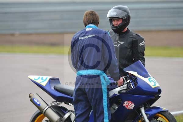 Rockingham no limits trackday;enduro digital images;event digital images;eventdigitalimages;no limits trackdays;peter wileman photography;racing digital images;rockingham raceway northamptonshire;rockingham trackday photographs;trackday digital images;trackday photos
