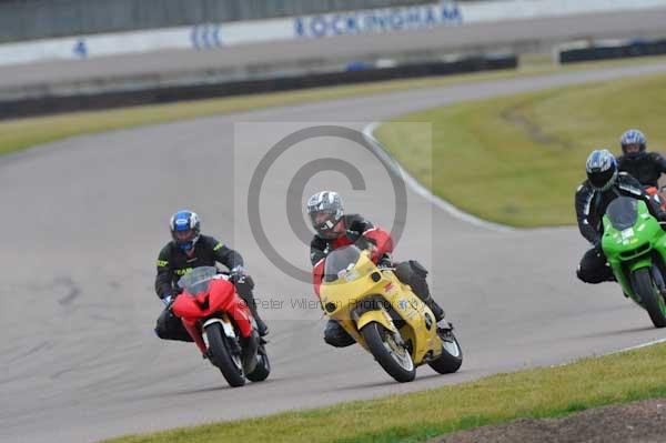 Rockingham no limits trackday;enduro digital images;event digital images;eventdigitalimages;no limits trackdays;peter wileman photography;racing digital images;rockingham raceway northamptonshire;rockingham trackday photographs;trackday digital images;trackday photos