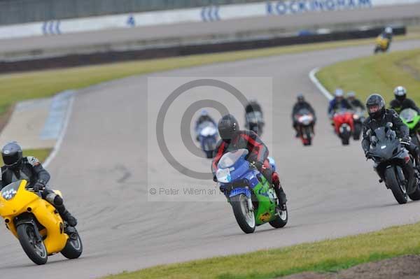 Rockingham no limits trackday;enduro digital images;event digital images;eventdigitalimages;no limits trackdays;peter wileman photography;racing digital images;rockingham raceway northamptonshire;rockingham trackday photographs;trackday digital images;trackday photos